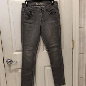 Old Navy The Sweetheart Light Gray Low Rise Skinny Jeans